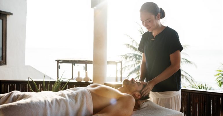 Os benefícios da massagem, além do simples relaxamento
